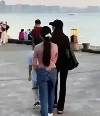 吃瓜爆料劈叉女星,揭秘劈叉女星的真实吃瓜爆料